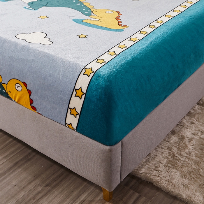 91家纺网 家纺一手货源 找家纺 纽缦 2021新款牛奶绒四件套法莱水晶宝宝绒 恐龙世界蓝（大版）