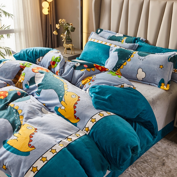 91家纺网 家纺一手货源 找家纺 纽缦 2021新款牛奶绒四件套法莱水晶宝宝绒 恐龙世界蓝（大版）