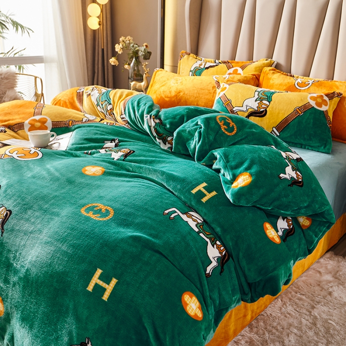 91家纺网 家纺一手货源 找家纺 纽缦 2021新款牛奶绒四件套法莱水晶宝宝绒 马到成功绿（大版）