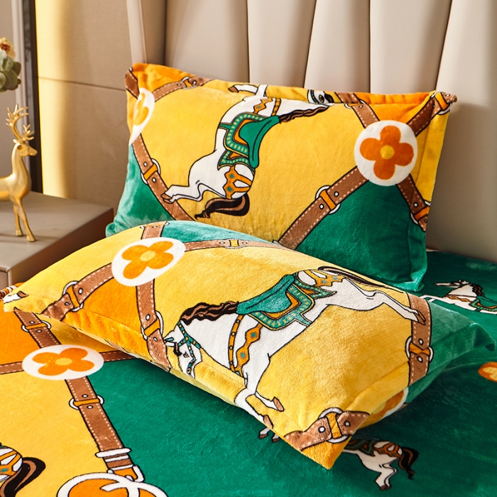 91家纺网 家纺一手货源 找家纺 纽缦 2021新款牛奶绒四件套法莱水晶宝宝绒 马到成功绿（大版）