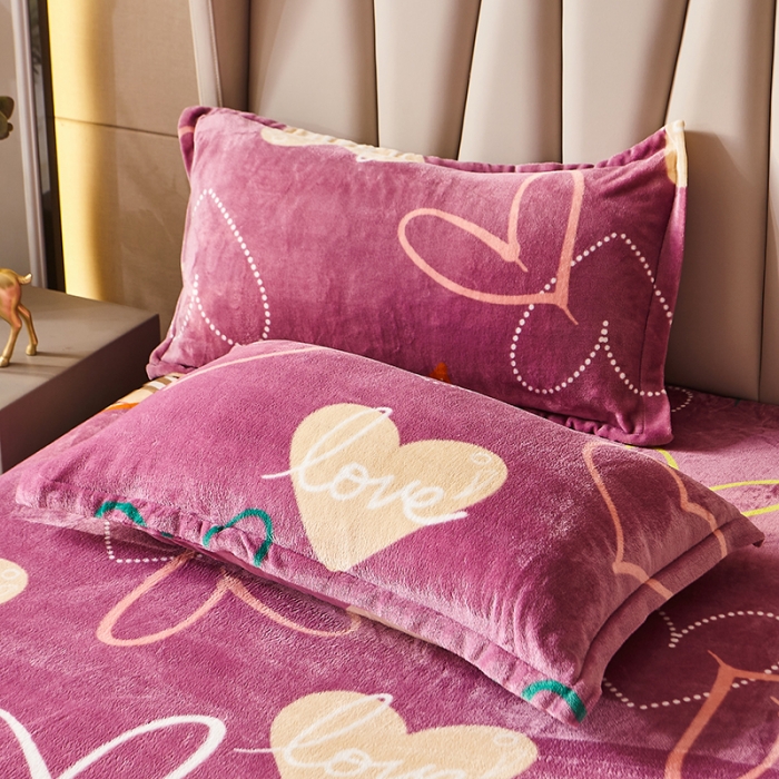 91家纺网 家纺一手货源 找家纺 纽缦 2021新款牛奶绒四件套法莱水晶宝宝绒 心动豆沙