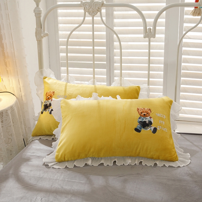 91家纺网 家纺一手货源 找家纺 纽缦 2021新款韩版水晶绒床单四件套法莱水晶牛奶 萌熊-姜黄灰