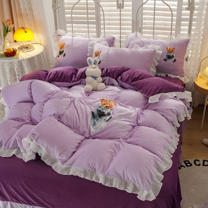 91家纺网 家纺一手货源 找家纺 纽缦 2021新款韩版水晶绒床单四件套法莱水晶牛奶 萌熊-深浅紫