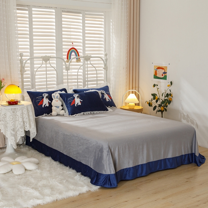 91家纺网 家纺一手货源 找家纺 纽缦 2021新款韩版水晶绒床单四件套法莱水晶牛奶 太空小超人-宝蓝灰