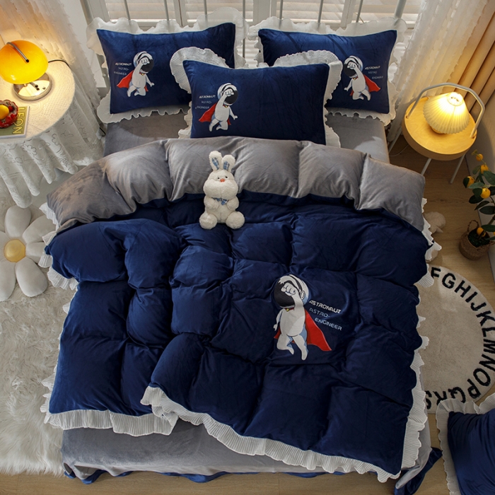 91家纺网 家纺一手货源 找家纺 纽缦 2021新款韩版水晶绒床单四件套法莱水晶牛奶 太空小超人-宝蓝灰