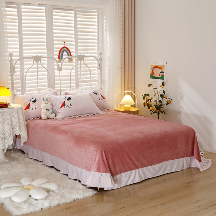 91家纺网 家纺一手货源 找家纺 纽缦 2021新款韩版水晶绒床单四件套法莱水晶牛奶 太空小超人-粉豆沙