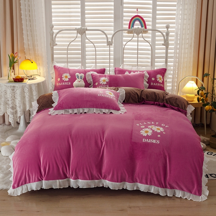 91家纺网 家纺一手货源 找家纺 纽缦 2021新款韩版水晶绒床单四件套法莱水晶牛奶 小雏菊-豆沙咖