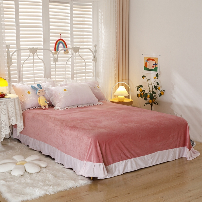 91家纺网 家纺一手货源 找家纺 纽缦 2021新款韩版水晶绒床单四件套法莱水晶牛奶 小雏菊-粉豆沙