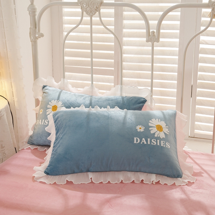 91家纺网 家纺一手货源 找家纺 纽缦 2021新款韩版水晶绒床单四件套法莱水晶牛奶 小雏菊-蓝灰粉