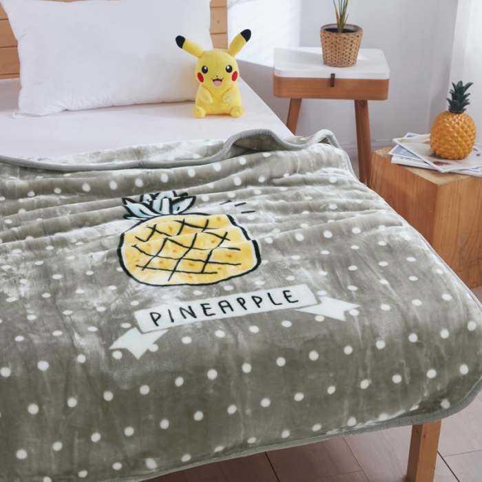 91家纺网 家纺一手货源 找家纺 凯轩毛毛毯毯子 儿童云毛毯毯子系列不二家 菠萝-灰