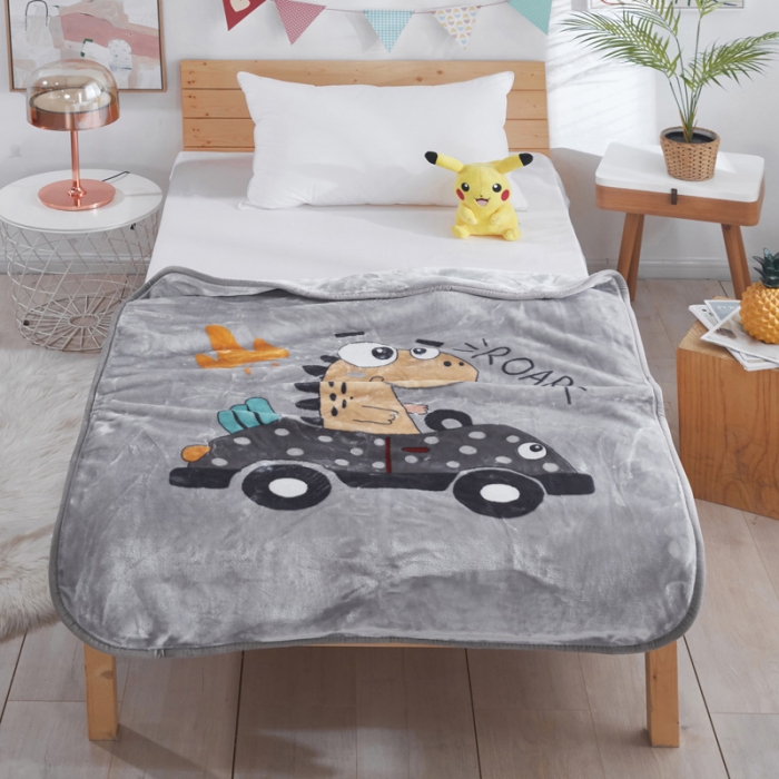 91家纺网 家纺一手货源 找家纺 凯轩毛毛毯毯子 儿童云毛毯毯子系列不二家 小灰龙