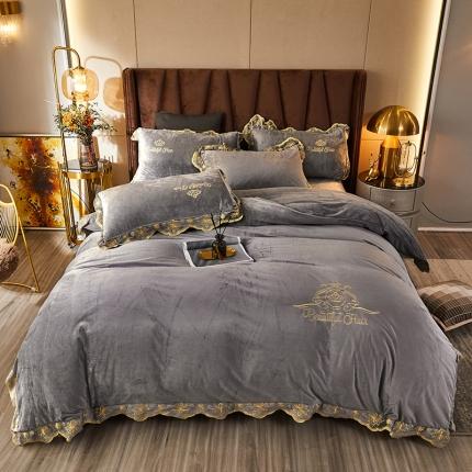 91家纺网 家纺一手货源 找家纺 铠畅爱丽丝水晶绒刺绣四件套宝宝牛奶绒加厚量大从优 爱丽丝银灰