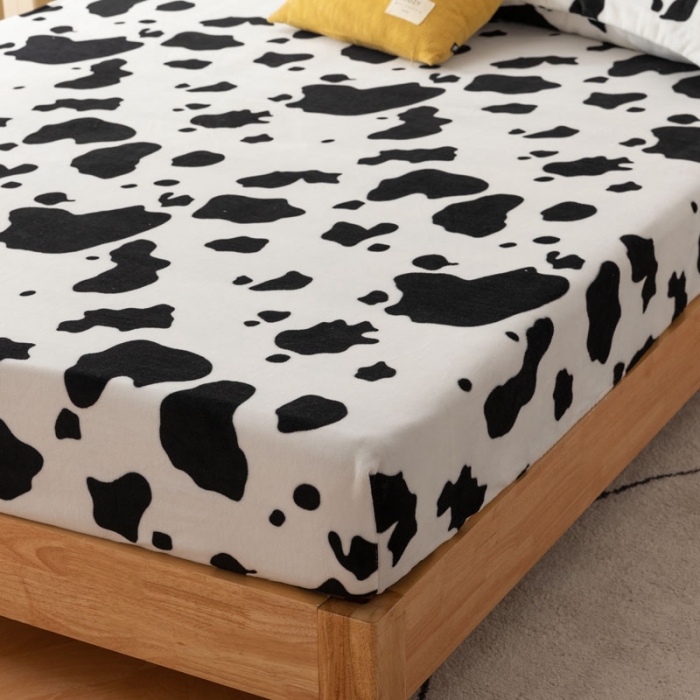 91家纺网 家纺一手货源 找家纺 梦家居 2021新款秋冬牛奶绒床笠单品 牛奶纹