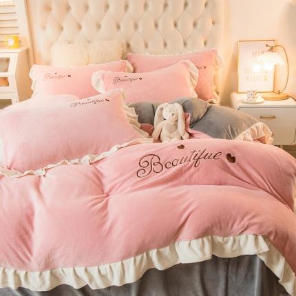 91家纺网 家纺一手货源 找家纺 丝羽坊 2021新款牛奶绒韩系心意系列四件套 粉玉拼灰