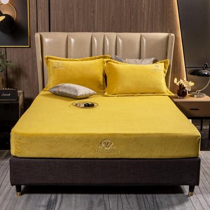 91家纺网 家纺一手货源 找家纺 莱宁被业 2021新款精品牛奶绒刺绣床笠 姜黄