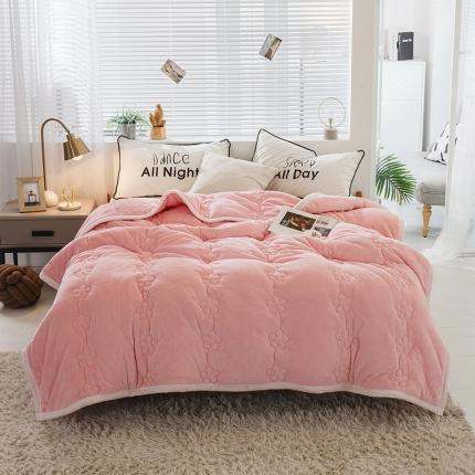 91家纺网 家纺一手货源 找家纺 （总）恩和家纺 2024新款法莱绒夹棉毛毯梅花朵朵-系列