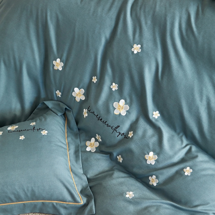 91家纺网 家纺一手货源 找家纺 凡客2021秋冬新款埃类棉刺绣磨毛四件套-樱语 樱语-水蓝