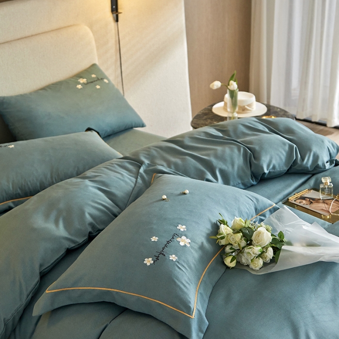 91家纺网 家纺一手货源 找家纺 凡客2021秋冬新款埃类棉刺绣磨毛四件套-樱语 樱语-水蓝