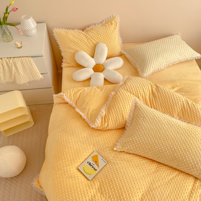 91家纺网 家纺一手货源 找家纺 玛奇朵 2021新款豆豆绒珍珠款四件套-梦露系列 梦露-亮丽黄