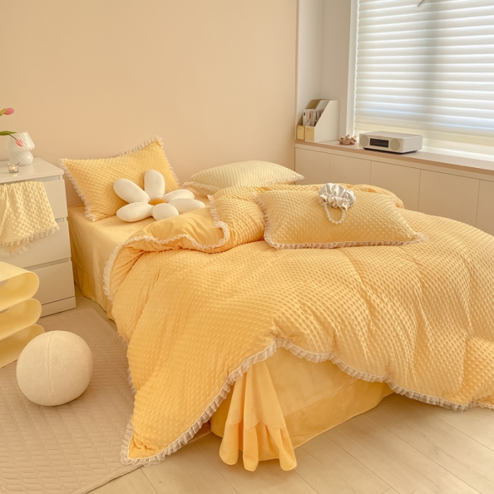 91家纺网 家纺一手货源 找家纺 玛奇朵 2021新款豆豆绒珍珠款四件套-梦露系列 梦露-亮丽黄