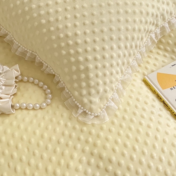 91家纺网 家纺一手货源 找家纺 玛奇朵 2021新款豆豆绒珍珠款四件套-梦露系列 梦露-象牙白