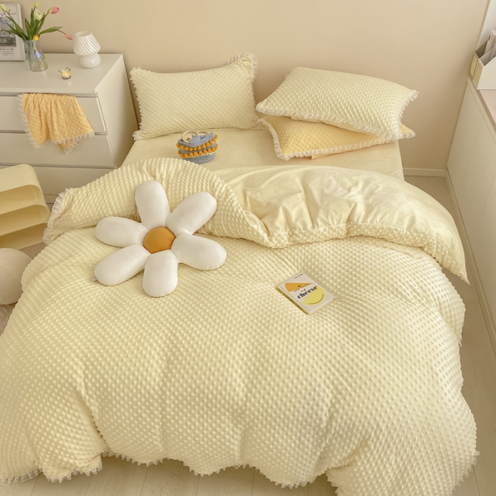 91家纺网 家纺一手货源 找家纺 玛奇朵 2021新款豆豆绒珍珠款四件套-梦露系列 梦露-象牙白