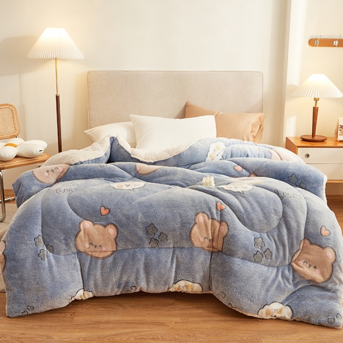 91家纺网 家纺一手货源 找家纺 佰亿莱 2024新款双面绒A版雪花绒B版羊羔绒冬被 泰迪熊