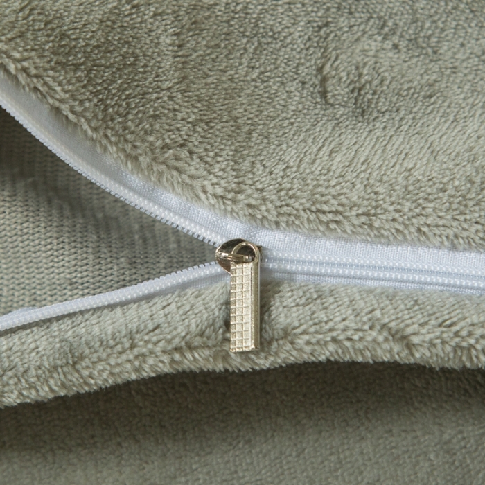 91家纺网 家纺一手货源 找家纺 凡客家居 2021秋冬新款工艺款牛奶绒四件套 繁华梦语-绿