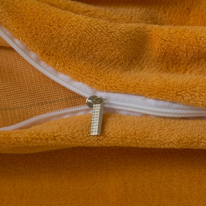 91家纺网 家纺一手货源 找家纺 凡客家居 2021秋冬新款工艺款牛奶绒四件套 方格