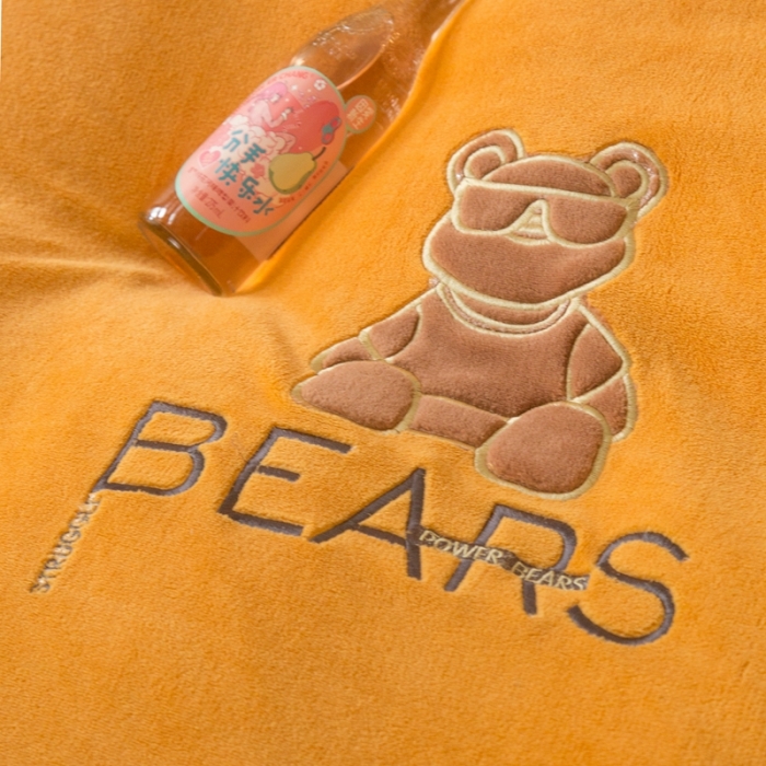 91家纺网 家纺一手货源 找家纺 凡客家居 2021秋冬新款工艺款牛奶绒四件套 快乐星球