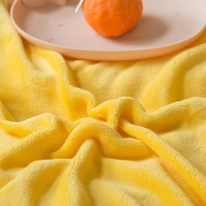 91家纺网 家纺一手货源 找家纺 凡客家居 2021秋冬新款工艺款牛奶绒四件套 外星人-黄