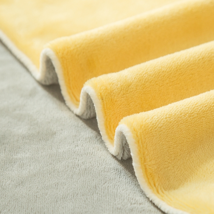 91家纺网 家纺一手货源 找家纺 凡客家居 2021秋冬新款工艺款牛奶绒四件套 微微一笑-黄