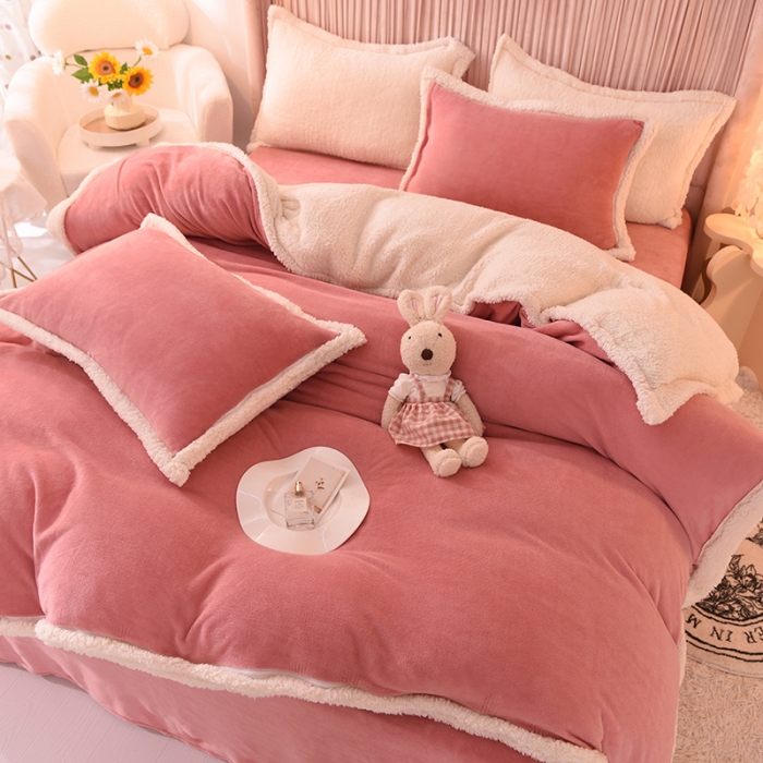 91家纺网 家纺一手货源 找家纺 艾米 2021新款牛奶绒羊羔绒双拼四件套 豆沙