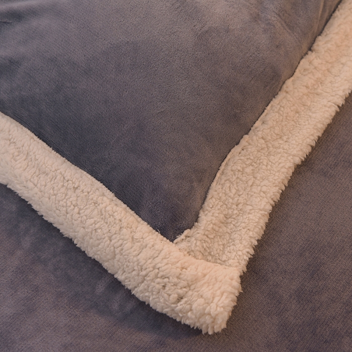 91家纺网 家纺一手货源 找家纺 艾米 2021新款牛奶绒羊羔绒双拼四件套 灰色