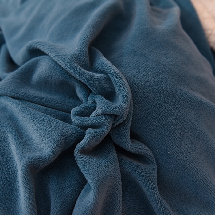 91家纺网 家纺一手货源 找家纺 艾米 2021新款牛奶绒羊羔绒双拼四件套 深蓝