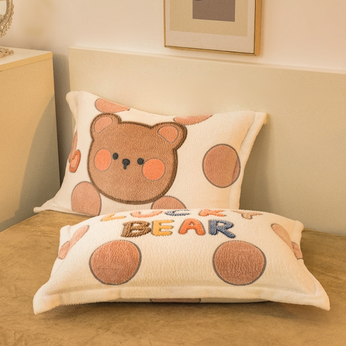 91家纺网 家纺一手货源 找家纺 懒猫家纺 2021新款大版雪花绒四件套 贝尔熊