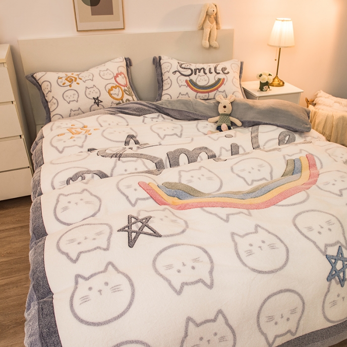 91家纺网 家纺一手货源 找家纺 懒猫家纺 2021新款大版雪花绒四件套 彩虹微笑