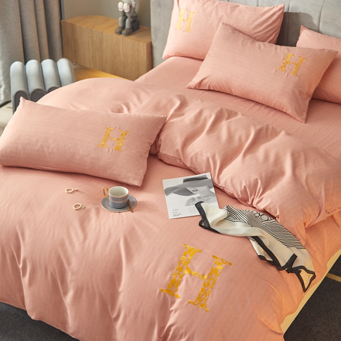 91家纺网 家纺一手货源 找家纺 （总）凡客2021秋冬新款雅棉刺绣四件套-索菲亚