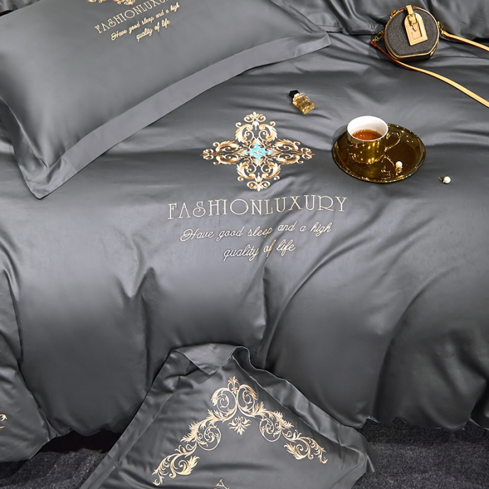 91家纺网 家纺一手货源 找家纺 凡客2022春夏新款浪漫时节60S贡缎长绒棉绣花四件套 浪漫时节（深灰）