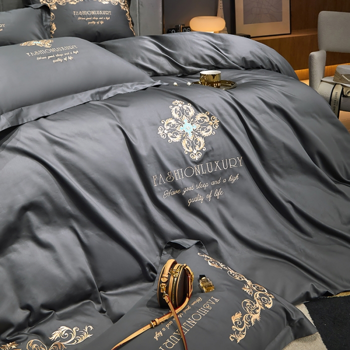 91家纺网 家纺一手货源 找家纺 凡客2022春夏新款浪漫时节60S贡缎长绒棉绣花四件套 浪漫时节（深灰）