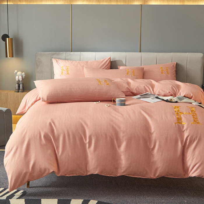 91家纺网 家纺一手货源 找家纺 凡客2021秋冬新款雅棉刺绣四件套-索菲亚 索菲亚-粉