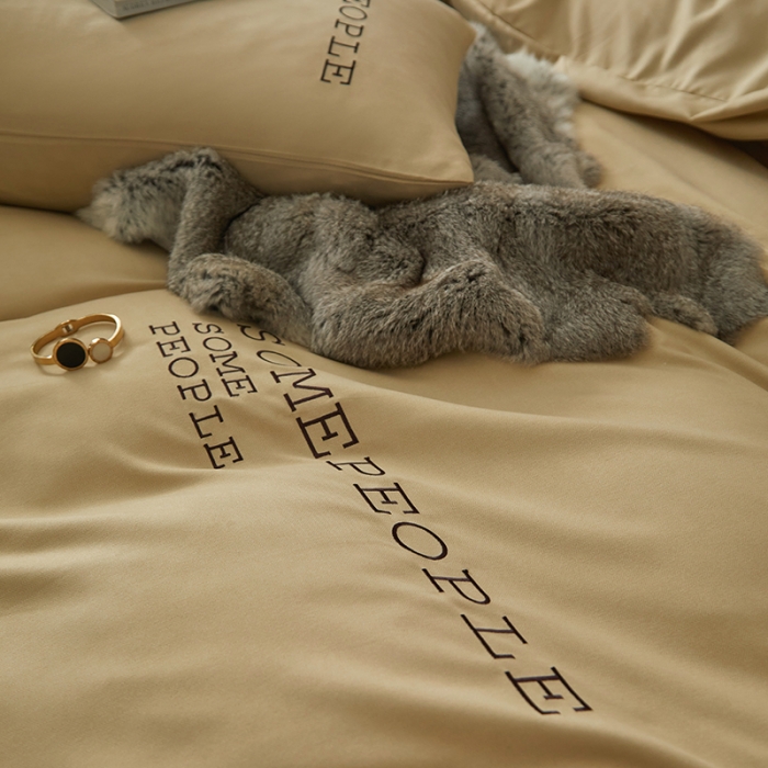 91家纺网 家纺一手货源 找家纺 凡客2021秋冬新款贝利卡埃类棉刺绣磨毛四件套 贝利卡-米黄