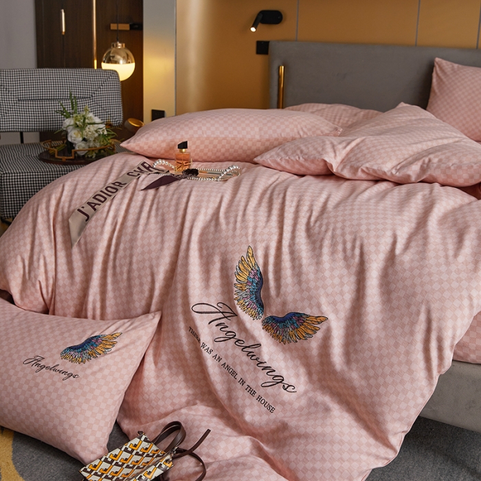 91家纺网 家纺一手货源 找家纺 凡客 2021秋冬新款天使之翼埃类棉刺绣磨毛四件套 天使之翼-粉玉