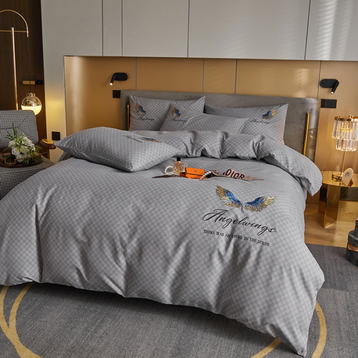 91家纺网 家纺一手货源 找家纺 凡客 2021秋冬新款天使之翼埃类棉刺绣磨毛四件套 天使之翼-银灰