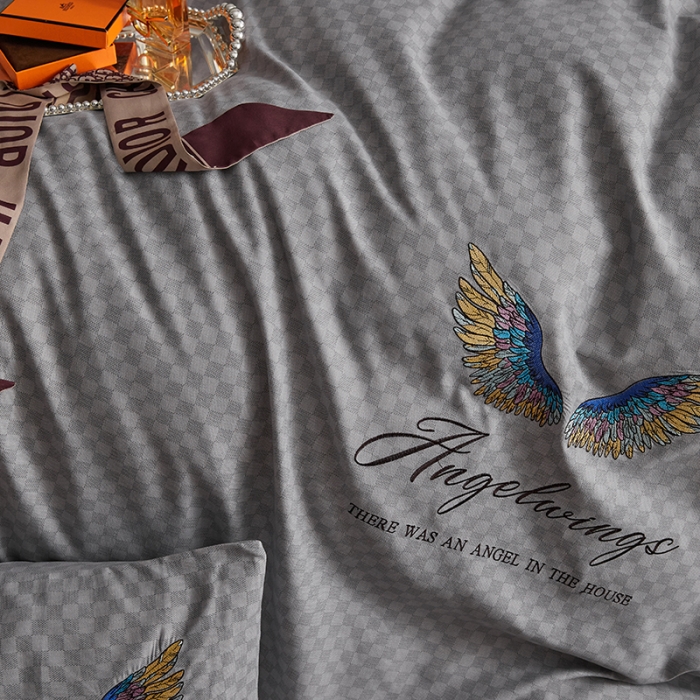 91家纺网 家纺一手货源 找家纺 凡客 2021秋冬新款天使之翼埃类棉刺绣磨毛四件套 天使之翼-银灰