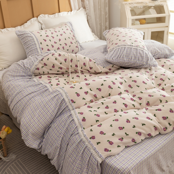 91家纺网 家纺一手货源 找家纺 金爱家  2021新款直播热卖牛奶绒220g泡泡袖四件套 迷你紫朵