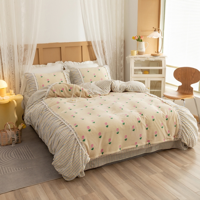 91家纺网 家纺一手货源 找家纺 金爱家  2021新款直播热卖牛奶绒220g泡泡袖四件套 小郁金香