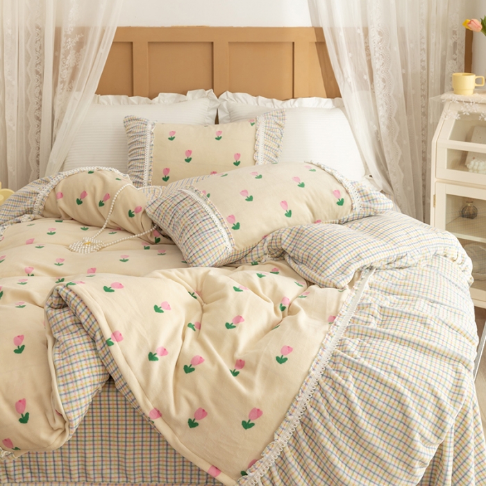 91家纺网 家纺一手货源 找家纺 金爱家  2021新款直播热卖牛奶绒220g泡泡袖四件套 小郁金香