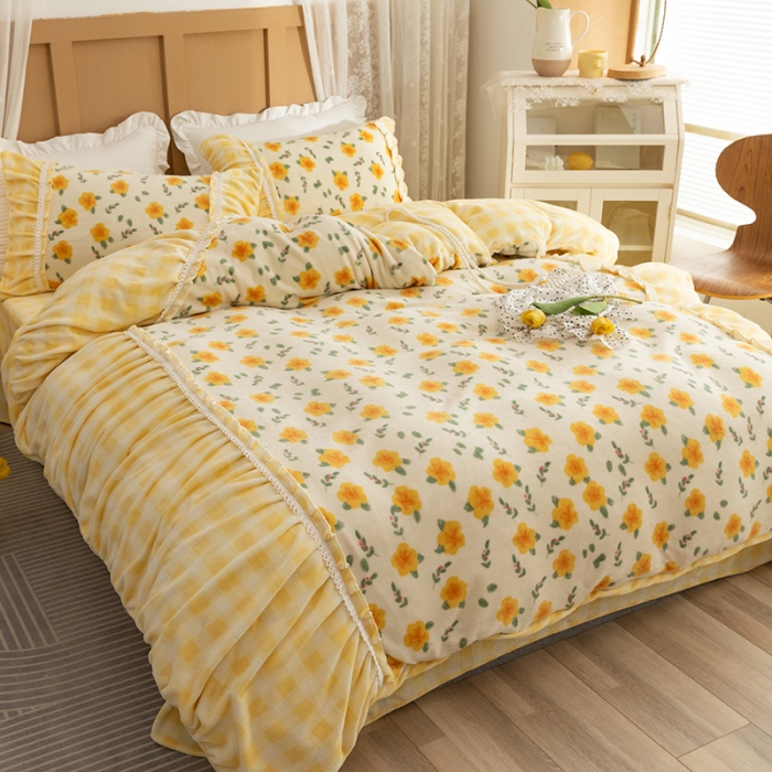 91家纺网 家纺一手货源 找家纺 金爱家  2021新款直播热卖牛奶绒220g泡泡袖四件套 韵彩黄