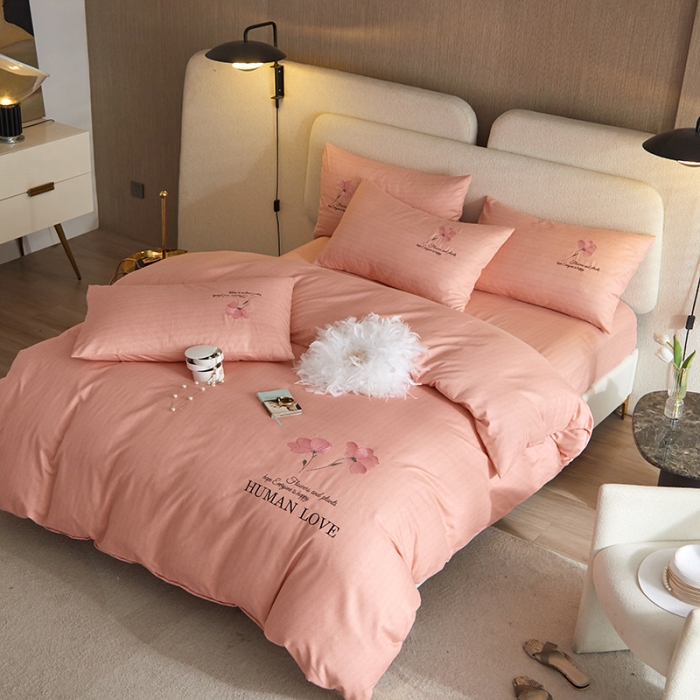 91家纺网 家纺一手货源 找家纺 凡客 2021秋冬新款雅棉刺绣四件套-花颜 花颜-粉